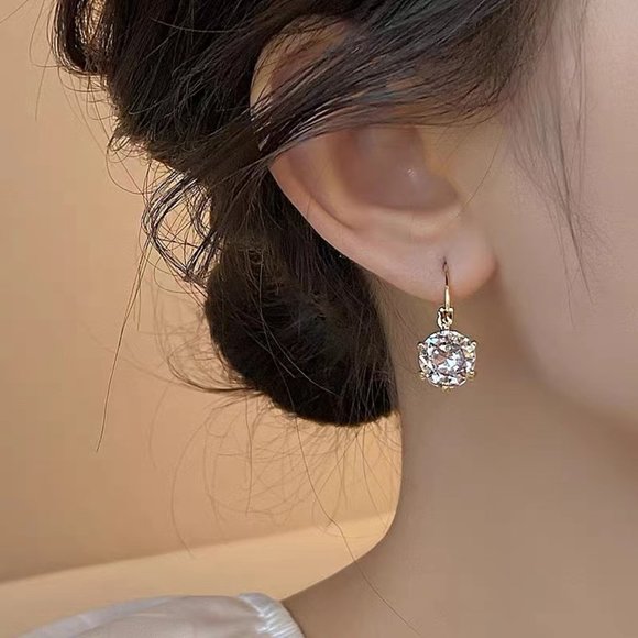 Light luxe zircon bow ear buckle female - Picture 2 of 7